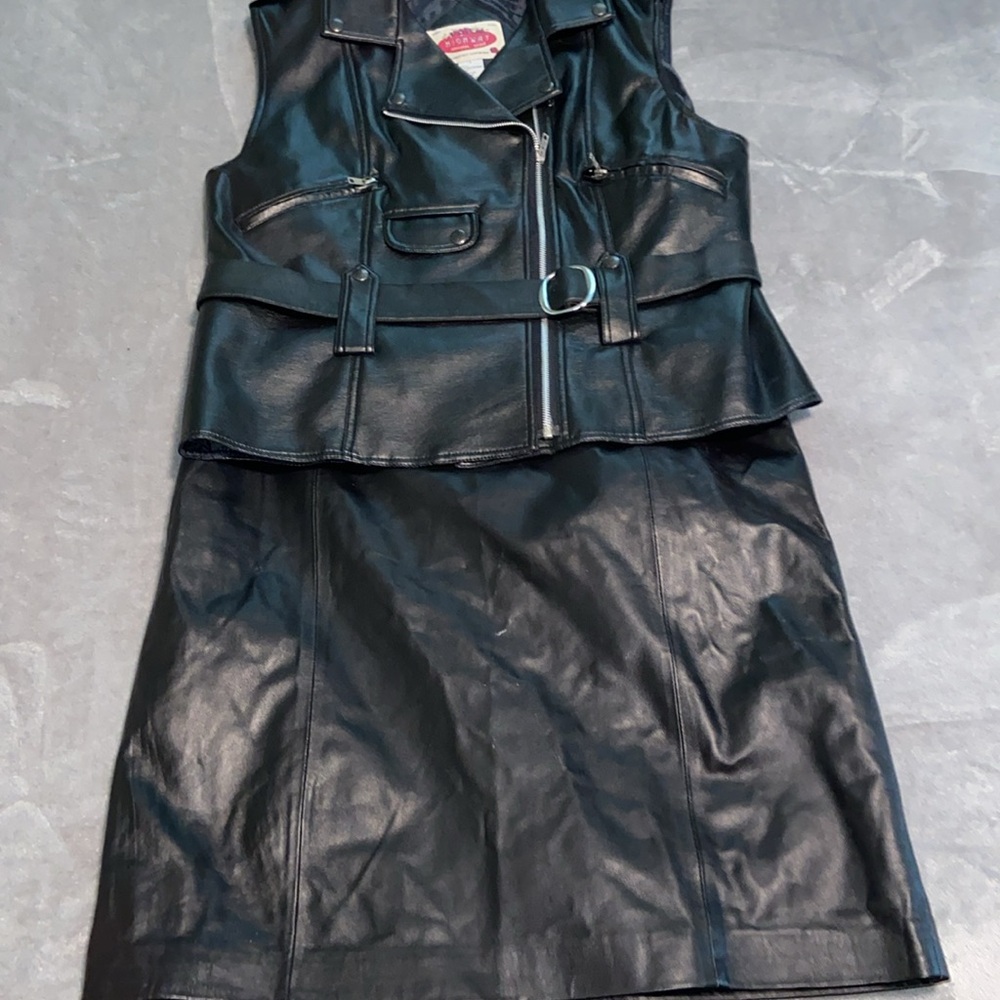 Women's Black faux leather vest size large comes with vintage skirt
